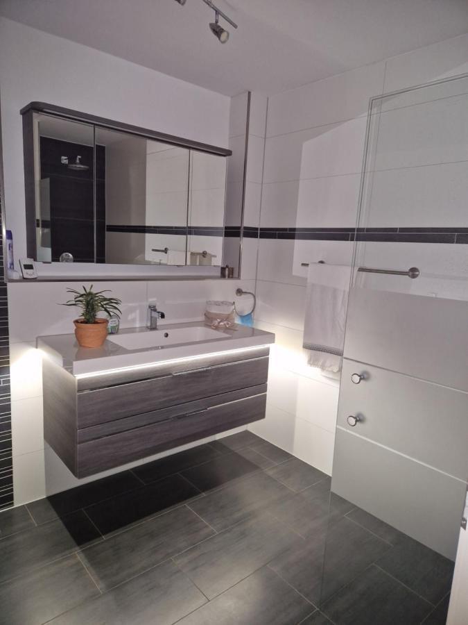 Hochwertige 85Qm-Wohnung In Wuppertal-Vohwinkel ภายนอก รูปภาพ